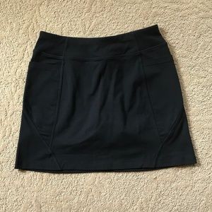 Athleta Skort in Black Size M